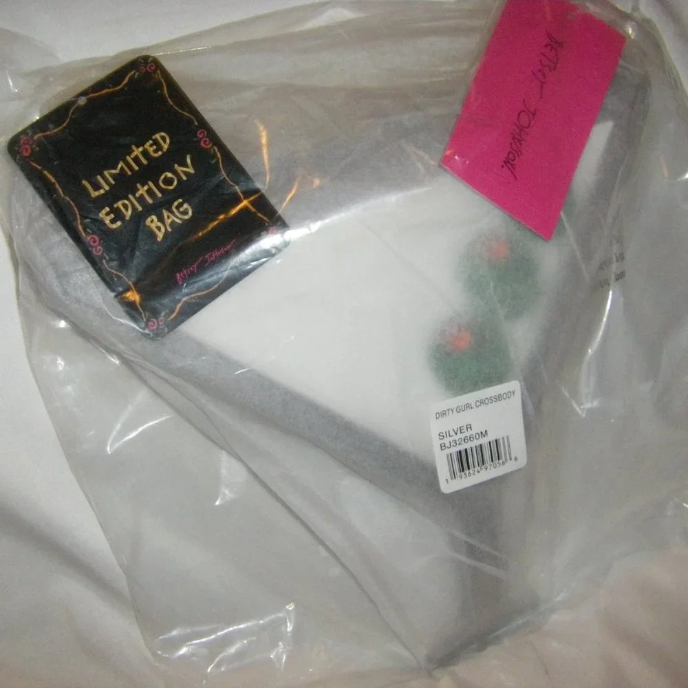 Betsey Johnson Kitsch Dirty Gurl Crossbody Bag Martini BJ32660M NEW SEALED - Picture 13 of 15